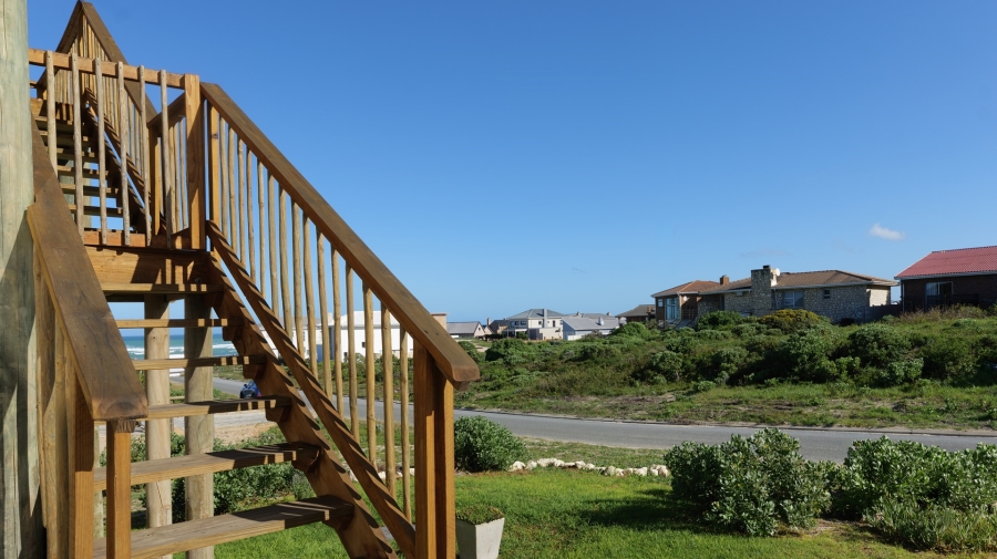 4 Bedroom Property for Sale in Suiderstrand Western Cape